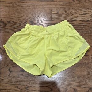 Lululemon Hotty Hot Shorts Neon Yellow Size 4 Womens 2.5 Inch Inseam